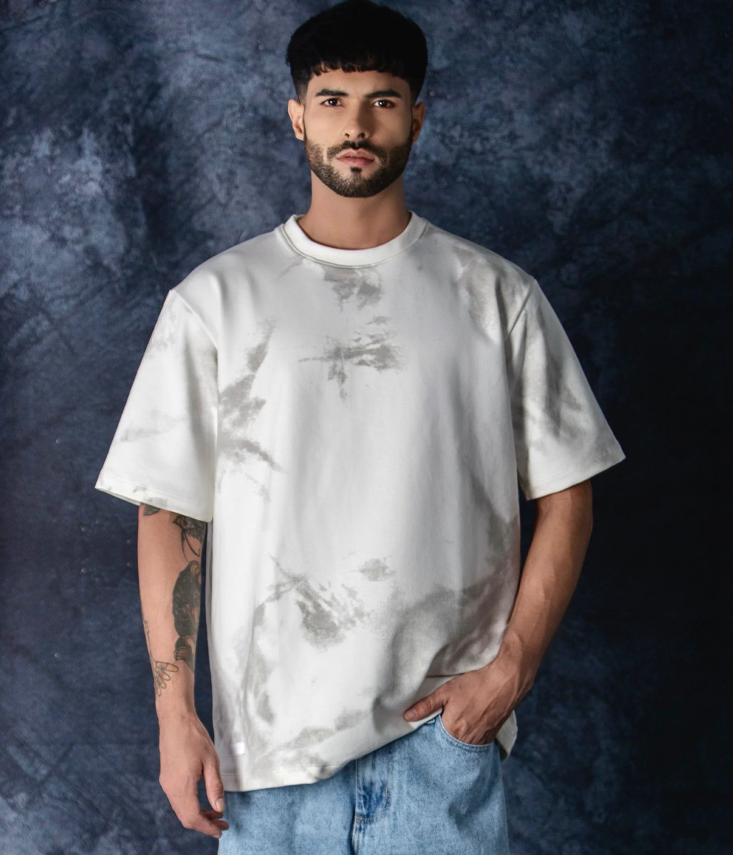 WHITE SMOKE T-SHIRT