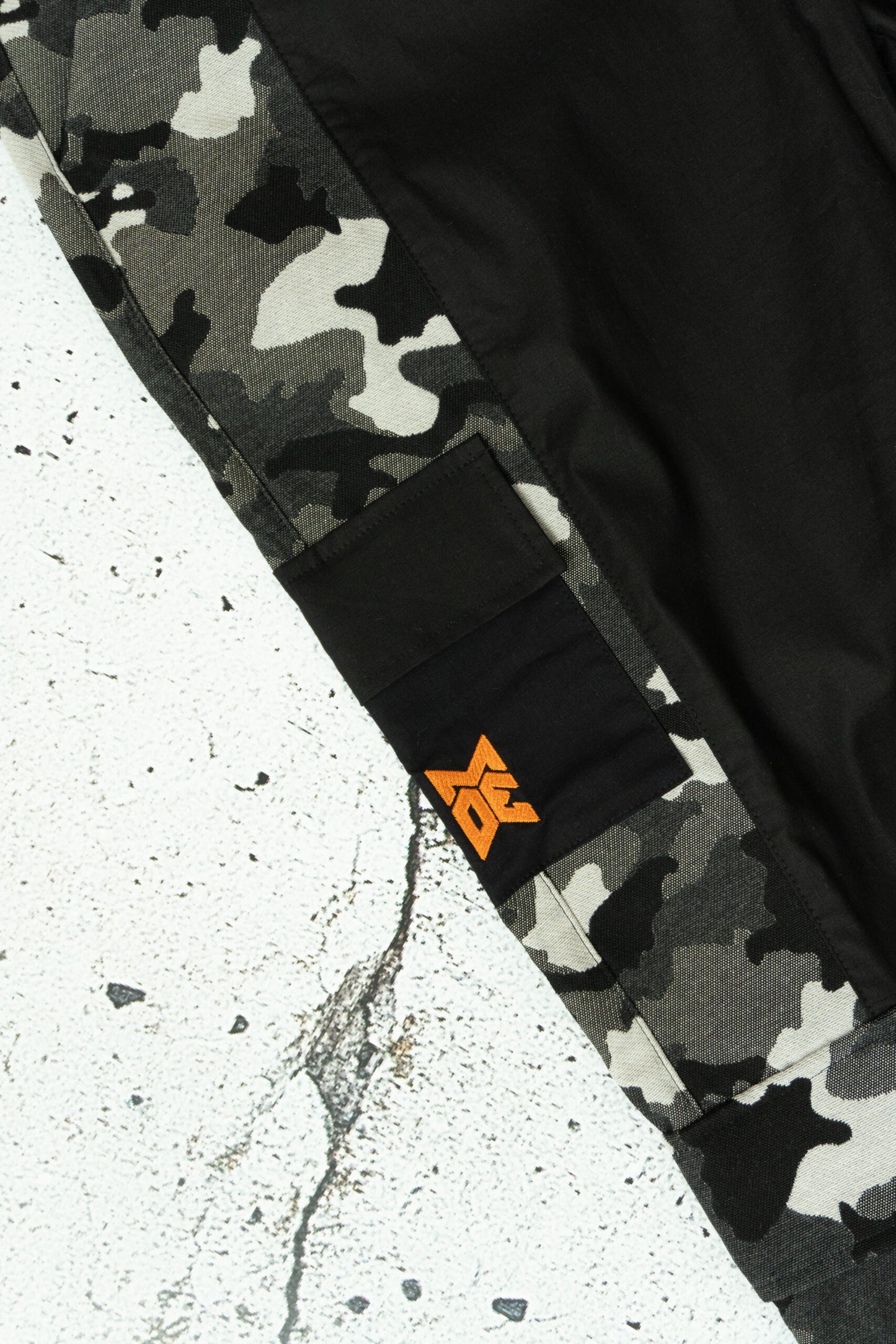 CARGO PANT CAMO M.E.D