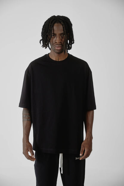 CAMISETA OVERSIZED BÁSICA NEGRA